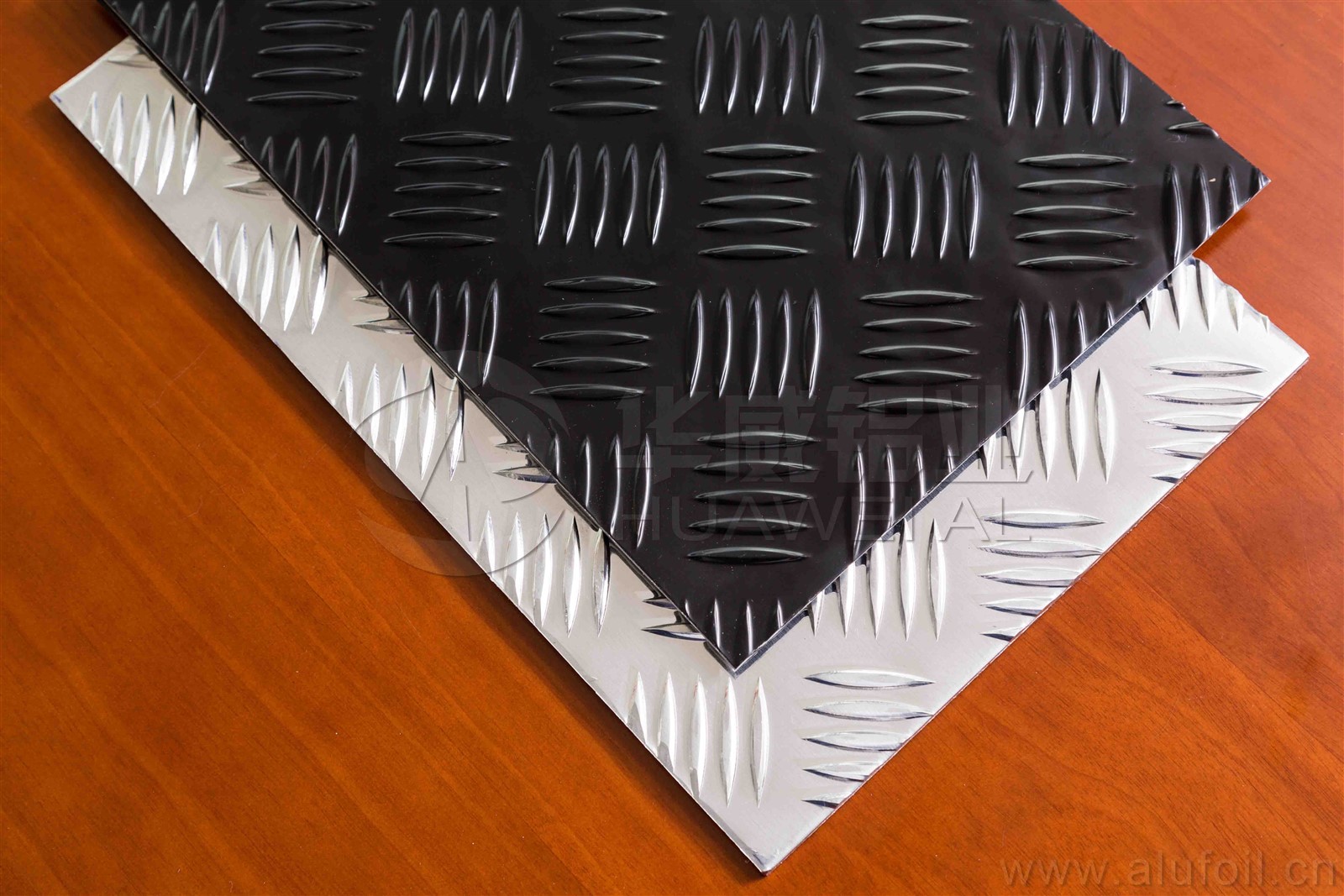 black aluminum diamond plate